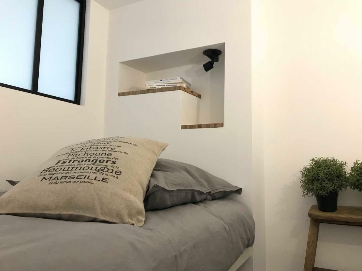 Le Penequet : L'Appartement Du Vieux Port ☺ Marseille Bagian luar foto